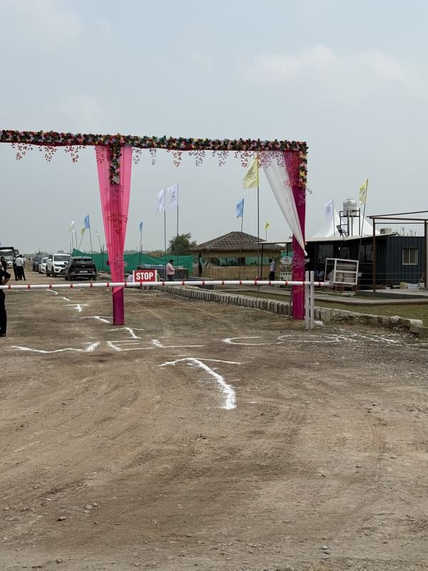 Vantara Heritage Garhmukteshwar – Entry Gate and Marked Internal Road