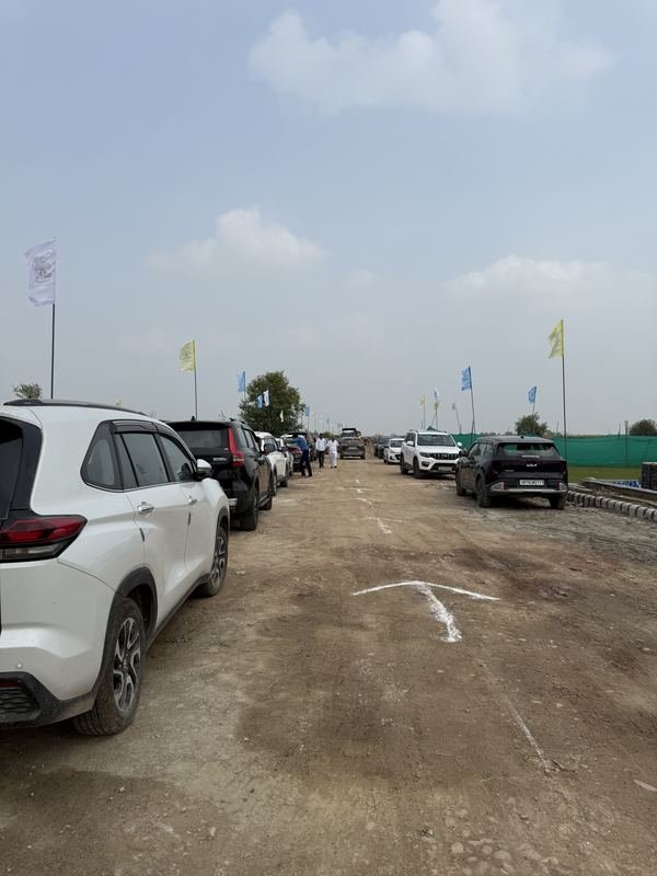 Vantara Heritage Garhmukteshwar – Site Visit Vehicles on Project Road